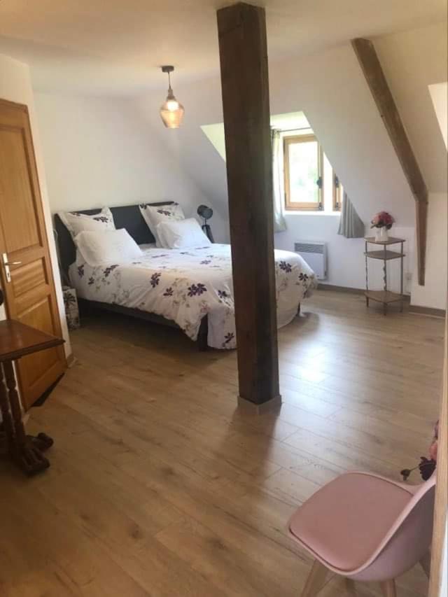 Bed and Breakfast Manoir Melphil Saint-Étienne-la-Thillaye Exteriér fotografie